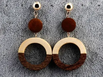 how to make wood earrings with circut